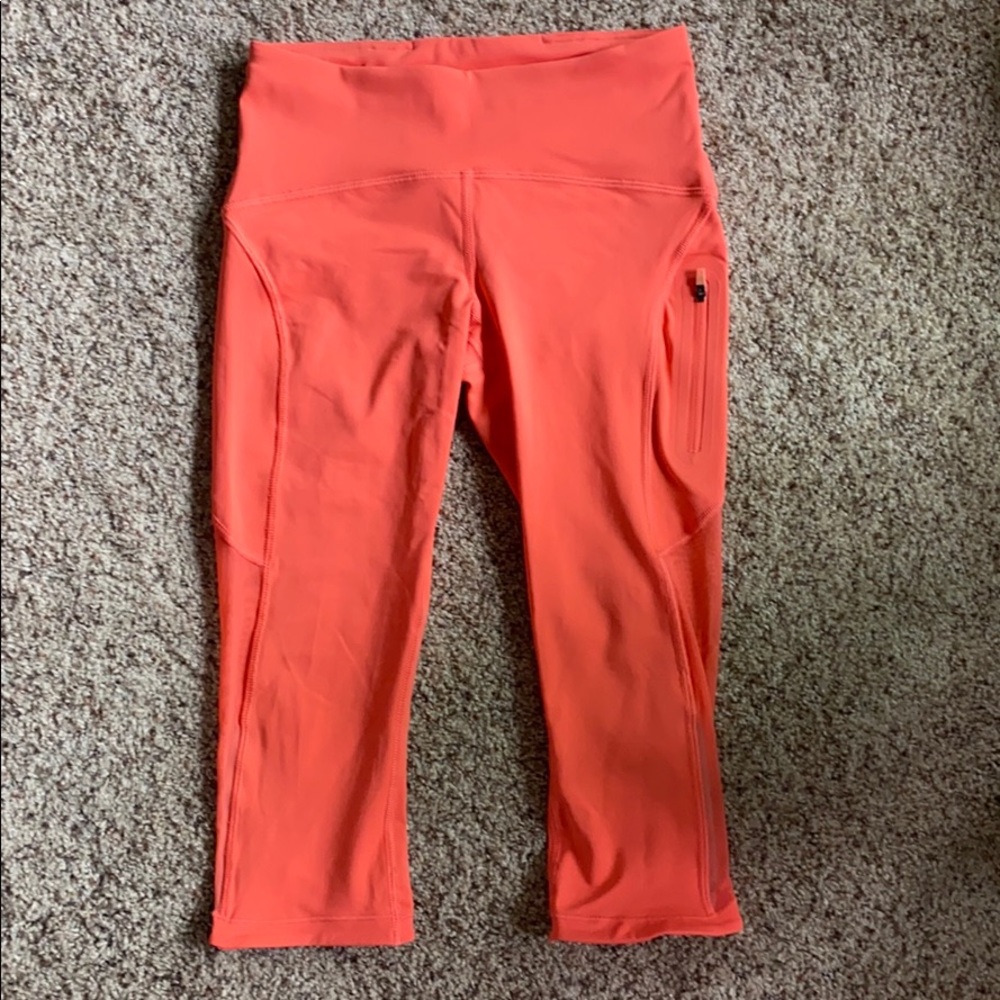 NEW WOT-Lululemon Sun Runner Cape Orange - Size 4